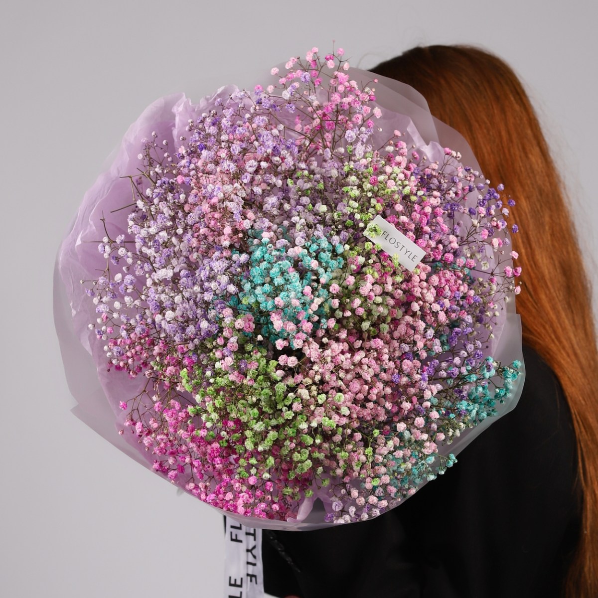 Букет из 9 веток радужной гипсофилы